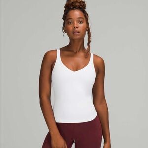 Align waist length tank top